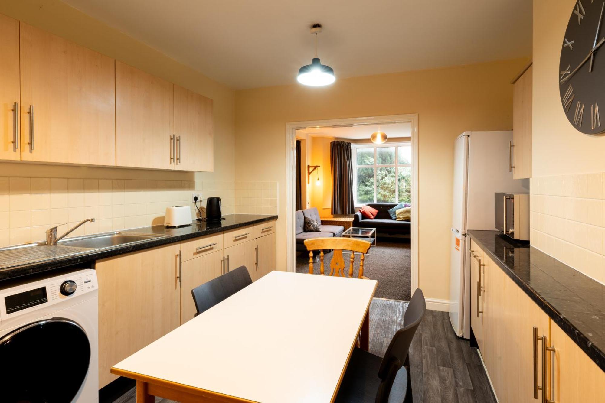 Aryas Apartments Oxford - Headington المظهر الخارجي الصورة